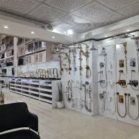 فروشنده اقا و خانم