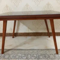 میز غذاخوری