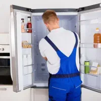 تعمیر یخچال و فریزر خانگی و ویترینی در محل