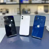 خریدار و فروش انواع آیفون های ۱۲