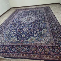 قالی ۱۲ متری با رنگ زمینه سورمه ای خاص