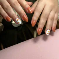 کاشت ناخن|خدمات آرایشگری و زیبایی|قزوین, |دیوار