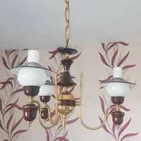 سه عدد لوستر|لوستر و چراغ آویز|گلبهار, شهر جدید گلبهار|دیوار