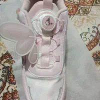 کفش چرخدار، اسکیتی چراغدار دارای شارژر برای چراغ|دوچرخه، اسکیت، اسکوتر|شیراز, بهارستان|دیوار