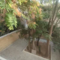 خانه حیاط دار دو طبقه مستقل نوسازی شده سیاحتگر|فروش خانه و ویلا|شیراز, آبیاری|دیوار