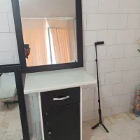 صندلی اصلاح ومیکاپ 2 تومن|آرایشگاه و سالنهای زیبایی|نجفآباد, باغ نو|دیوار