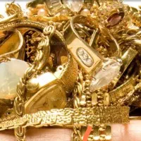 گم شدن یک قطعه طلا در روز عاشورا ۱۴۰۴
