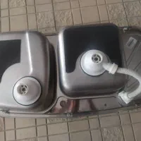 سینک ظرفشویی دوقلو همراه با اتصالات سالم و تمیز|مصالح و تجهیزات ساختمان|اصفهان, شیخ اشراق|دیوار