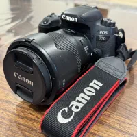 دوربین کانن EOS 77D
