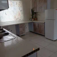 باغ-وویلا-سکو-کناره-اب-همراه-رفتینگ