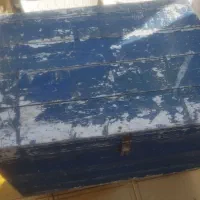 صندوق قدیمی چوبی