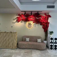 استخدام ناخنکار ومژه کار