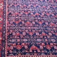 فرش دست باقت بالای صدسال قدمت