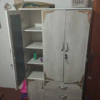 کمد ایستاده لباس و فرش فانتزی