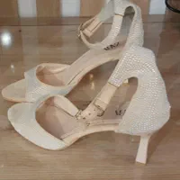 کفش مجلسی|کیف، کفش، کمربند|نیشابور, دهنو|دیوار