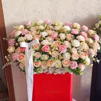 انواع باکس گل مصنوعی با قیمت اقتصادی|گل مصنوعی|شیراز, معالیآباد|دیوار