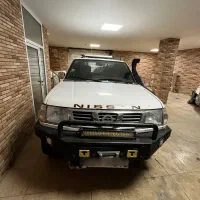 نیسان پیکاپ مدل ۸۱