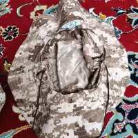 دوتا کلاه آفتابی|لباس|خاش, |دیوار