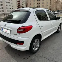 207 اتومات 1400|خودرو سواری و وانت|تهران, گلستان (شهرک راه آهن)|دیوار