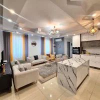 75 متر،دو خوابه،فول امکانات،چسپ مترو رضایی