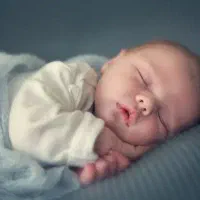 رحم جایگزین و تخمک اهدائی با تایید پزشک