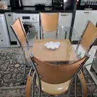 فروش میز و صندلی غذاخوری ۴ نفره در حد نو