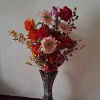 گل مصنوعی زمینی