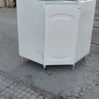 کابینت فلزی ۳ گوش