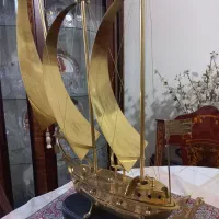 کشتی برنزی بادبانی|مجسمه، تندیس، ماکت|شیراز, درکی|دیوار