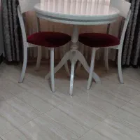 صندلی و میز غذاخوری