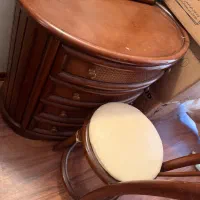 دراور چوب گردو به همراه آینه و صندلی|جاکفشی، کمد، دراور|تهران, الهیه|دیوار
