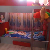 تخت دو طبقه نوجوان