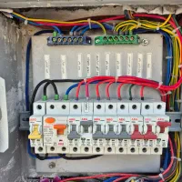 برقکار برق لاینر دزدگیر ایفون لوستر|خدمات پیشه و مهارت|تهران, قیطریه|دیوار