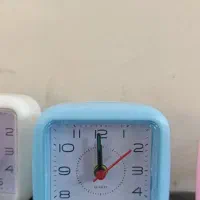 ساعت کوچک مربعی|ساعت دیواری و تزئینی|مشهد, شهید آوینی|دیوار