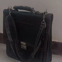 ۳۱۱|کیف، کفش، کمربند|جهرم, |دیوار