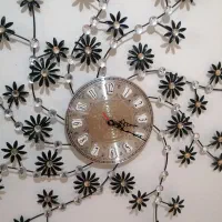 ساعت دیواری (قابل معاوضه)|ساعت دیواری و تزئینی|شیراز, عفیف‌آباد|دیوار