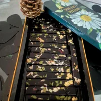 شکلات دست ساز