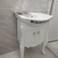 روشویی سرویس بهداشتی