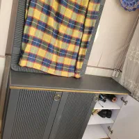 جاکفشی و اینه و میز تلویزیون