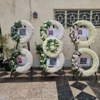 تاج گل  مصنوعی خیریه بچه محل