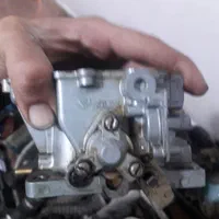 تنظیم موتور و لوازم پژو۲۰۰۰کاربرات دلکو ....|قطعات یدکی و لوازم جانبی|شیراز, دارالرحمه|دیوار