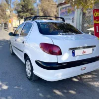 ۲۰۶ صندوق دار سفید دوگانه. T5