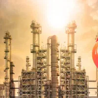 کارگر خط تولید حداکثر ۳۵ سال