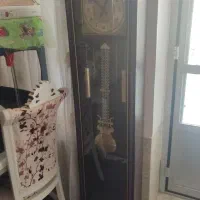 ساعت ایستاده چوبی