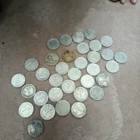 سلام مقداری سکه جمهوری اسلامی هست داخل عکس مشخصه