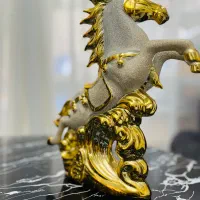 مجسمه و دکوری