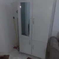 کمد لباس فروشی