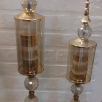 شمعدان کنار سالنی