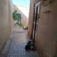 منزل فروشی قدیمی قابل سکونت صغاد|فروش زمین و ملک کلنگی|بهمن صغاد, |دیوار