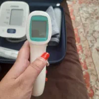 تب‌سنج دیجیتال بدون تماس سالم و تمیز